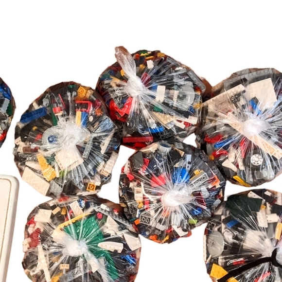 ⭐LAST ONE⭐LEGO Bricks HUGE bags treasure Assorted + free Lego gift!🎁🎁🎁🎄🎄 - Picture 5 of 16